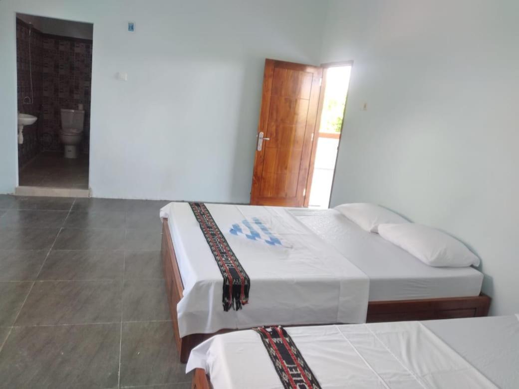 Hotel Mehara Labuan Bajo Exteriör bild